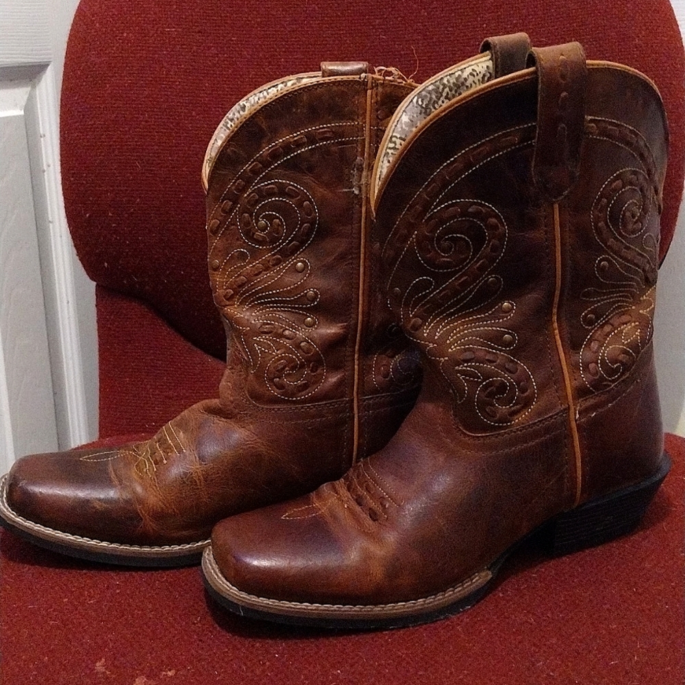 Smoky boots